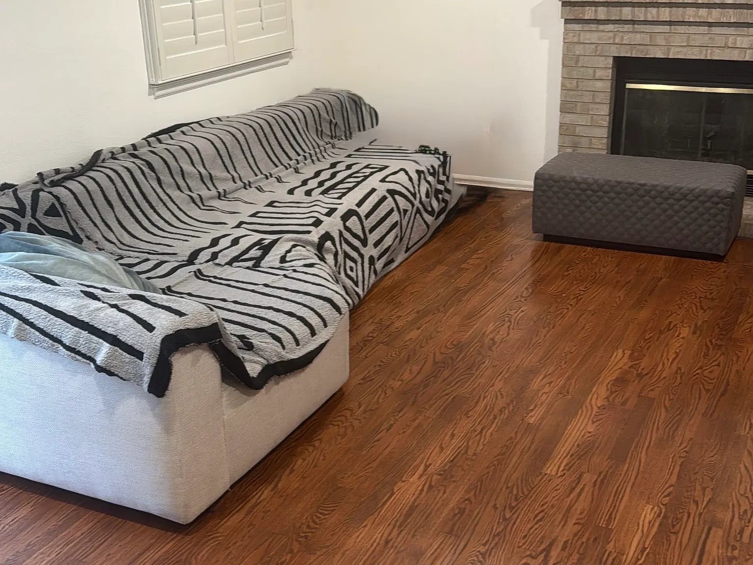 4 bed, 1992 sqft, $3,100 — Photo 4