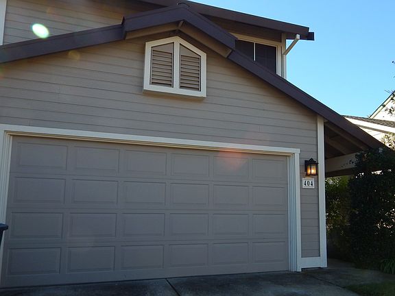 2nd image of 404 Cirby Oaks Ct