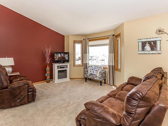4th image of 761 Avenue Ct W #16