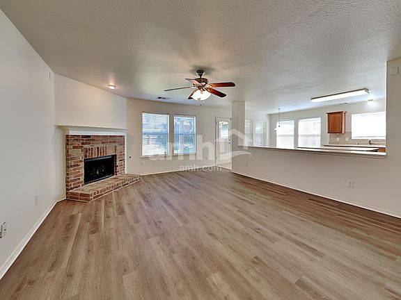 5th image of 10624 Cochron Dr