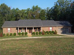931 House Court Cir, Centerville, TN 37033