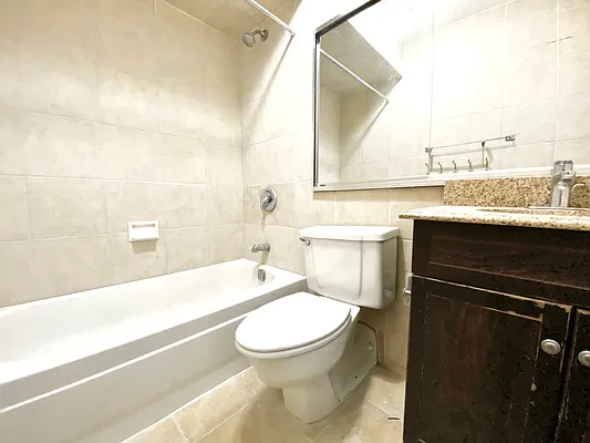 Rented by Voro NYC | media 23