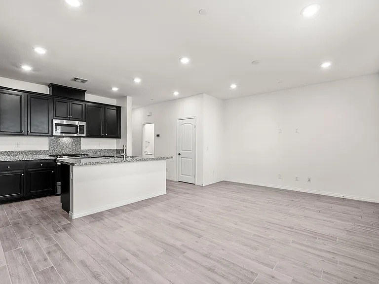 40431 Calle Real — Photo 16