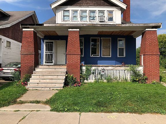 2nd image of 18927 Schoenherr St