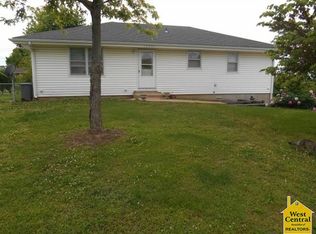 116 Hazlett Dr, Cole Camp, MO 65325