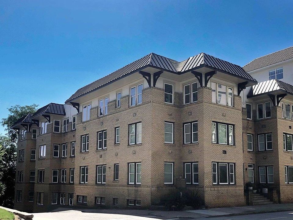 Historic Garden Apartments