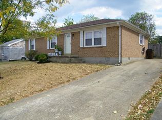 109 Oakwood Dr, Nicholasville, KY 40356