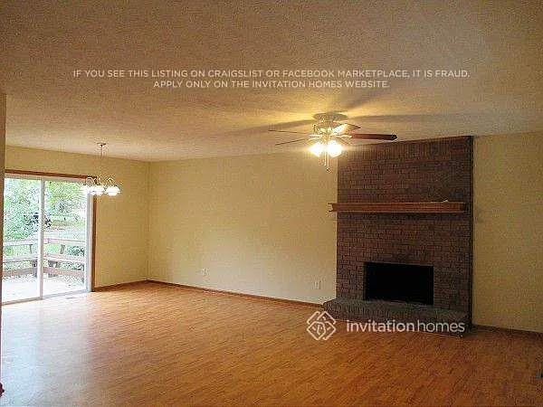 3142 Country Lake Dr — Photo 3