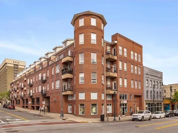 360 S Elm St APT 203, Greensboro, NC 27401