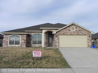 2413 Coy Dr, Copperas Cove, TX 76522