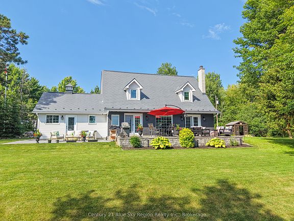 2nd image of 6 Du Lac Dr