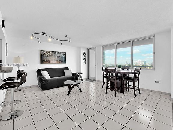 5th image of 7135 Collins Ave APT 623