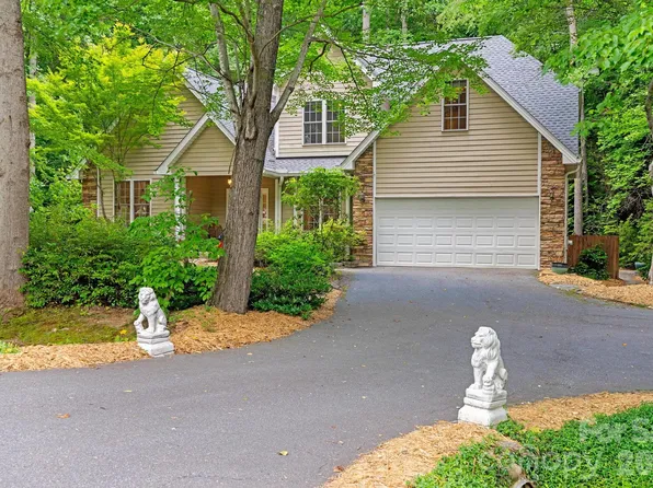 36 Poplar Creek Dr, Asheville, NC 28805