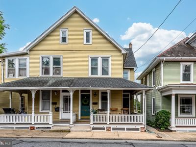 110 E Lincoln Ave, Lititz, PA, 17543