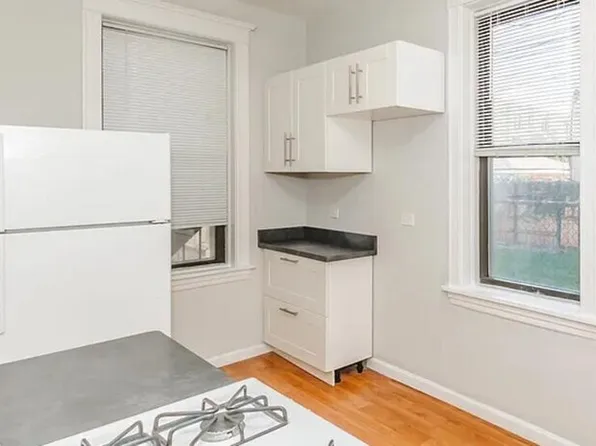 1007 N California Ave #2I, Chicago, IL 60622