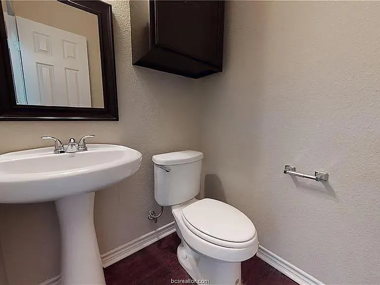 205B Sterling St — Photo 19
