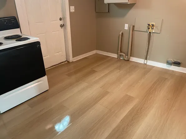 1422 7th St, Columbus, IN 47201