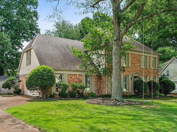 2nd image of 3476 Beaver Run Dr