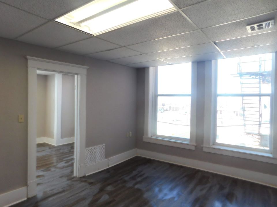 State Street Apartments 106 W 6th Ave Augusta KS Zillow