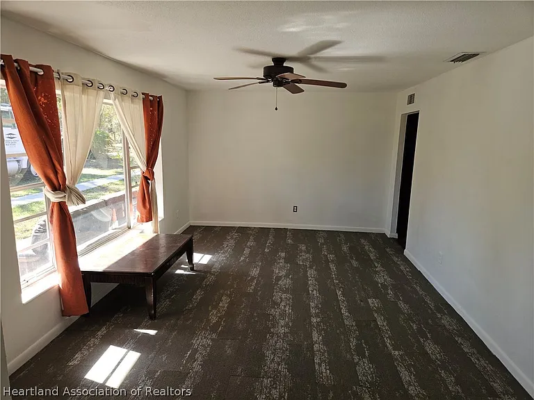 1701 County Road 731 — Photo 3