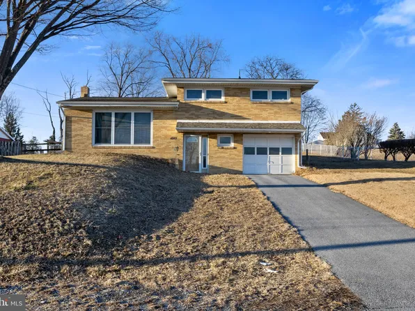 4922 Bretney Dr, Harrisburg, PA 17112