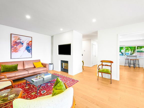 3rd image of 3277 Chesterfield Ave