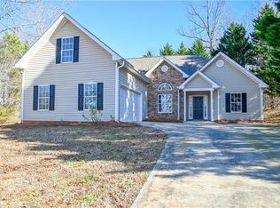 155 Buckeye Trails Dr, Commerce, GA 30530