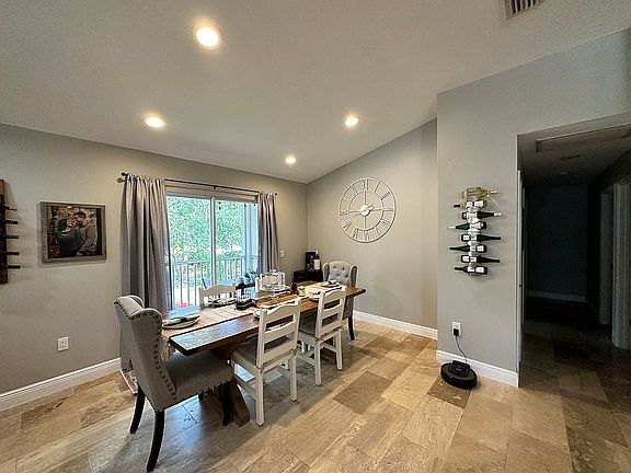 4th image of 6315 Rosefinch Ct Unit 201