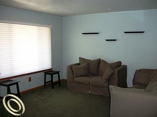 5th image of 22606 Edgewater St