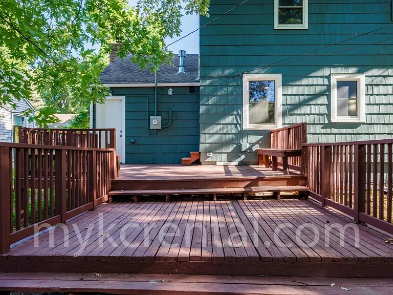 7915 W 59th Ter — Photo 21