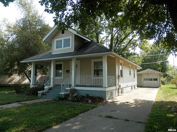 3rd image of 1934 Baird Ave