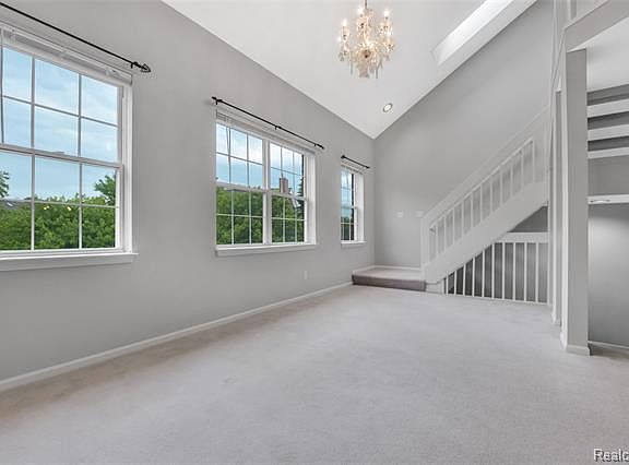 5th image of 1533 Chesapeake Dr #1