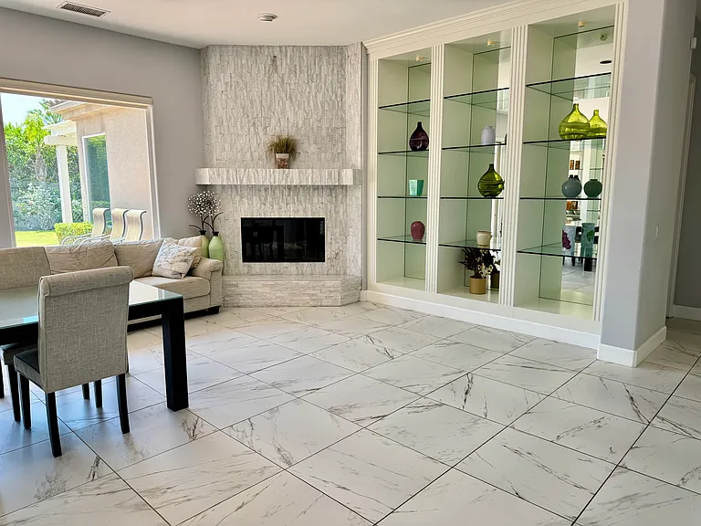 25 Buckingham Way — Photo 18
