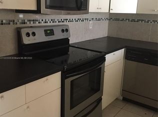 6930 Miami Gardens Dr #1204, Hialeah, FL 33015