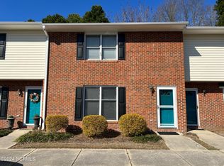 2700 Thackery Rd APT 32, Greenville, NC 27858