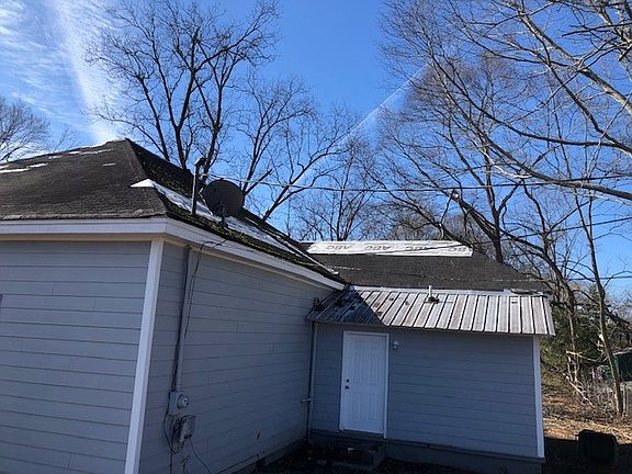 Exterior back_01192023