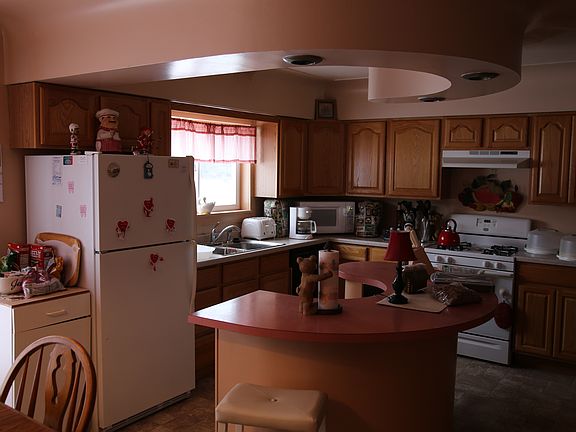 5th image of 5939 W Us 2