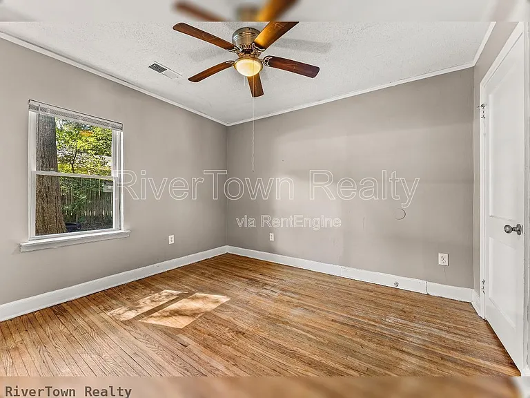 1678 Alta Vista Ave — Photo 18