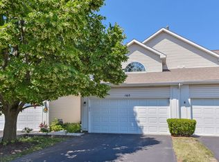 165 N Barton Trl, Batavia, IL 60510