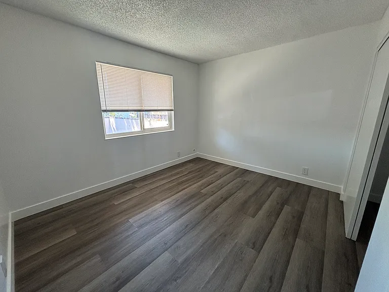 2717 Entrada Cir — Photo 10