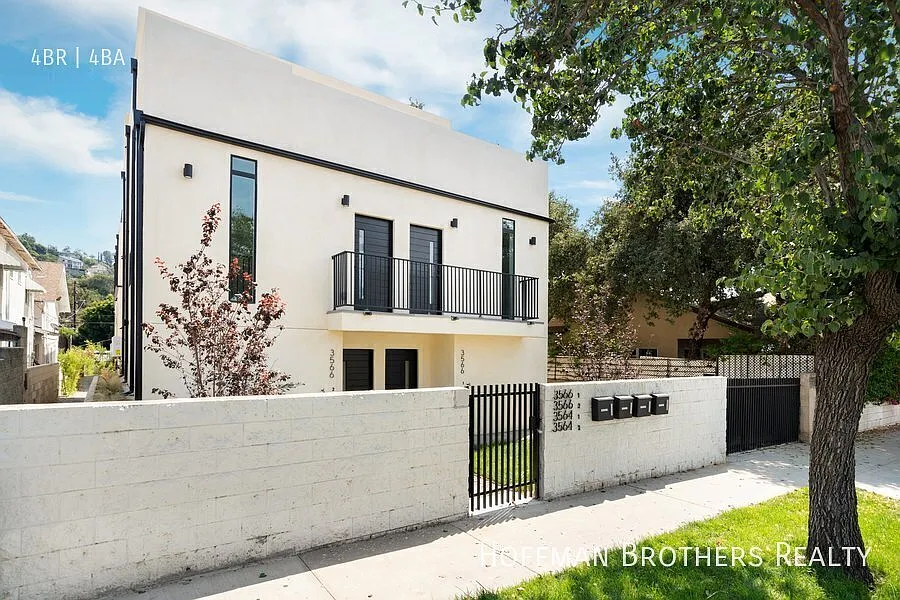3564- 3566 Eagle Rock Blvd Los Angeles, CA 90065 — Photo 4