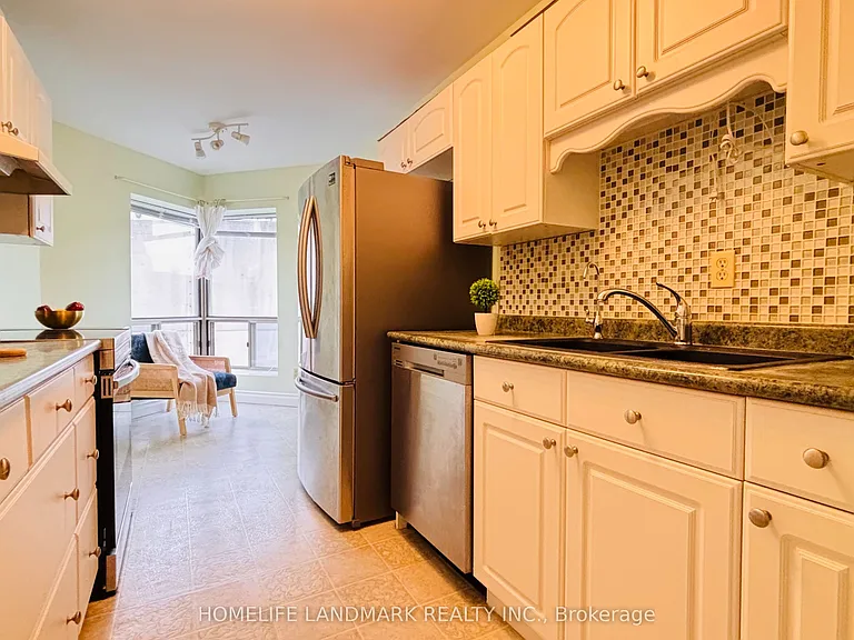 300 Keats Way #207 — Photo 12