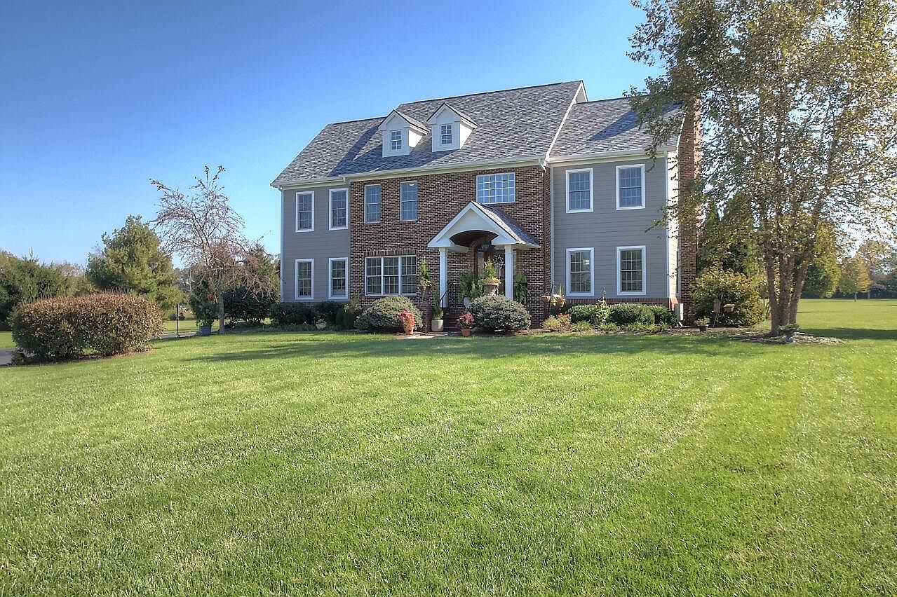 102 Burgess Ct Georgetown Ky 40324 Mls 20122822 Zillow