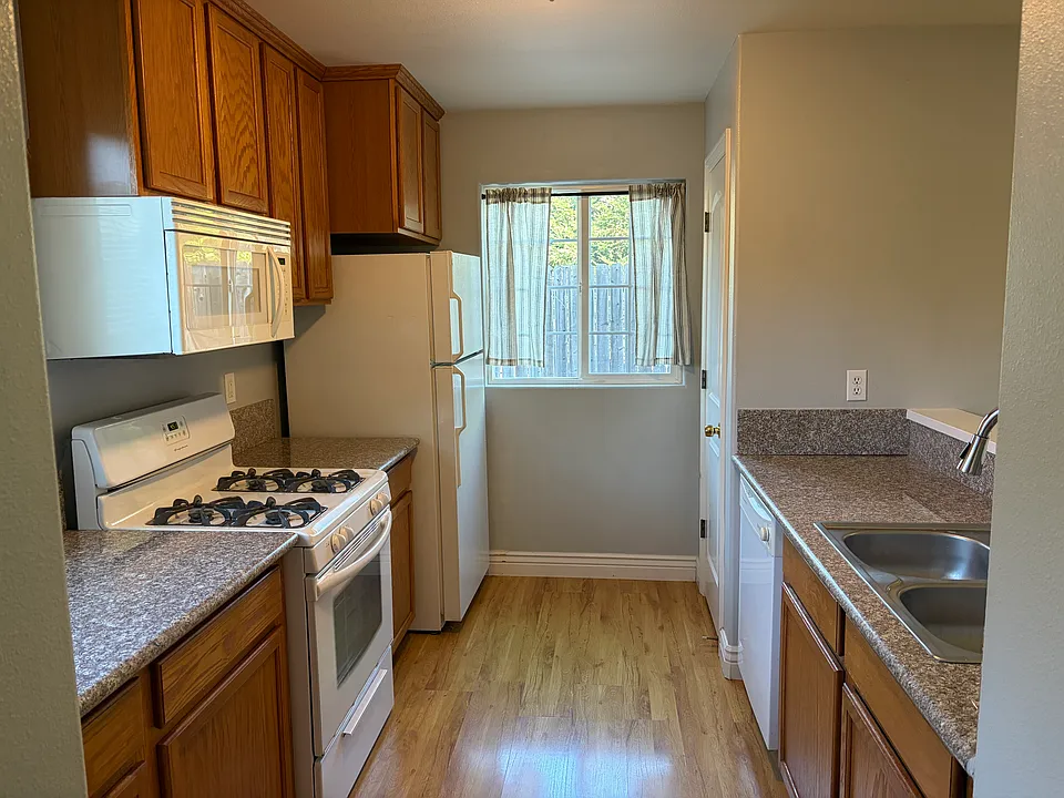 2243 Penryn Rd