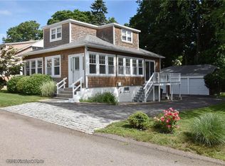 73 Melbourn Rd, Warwick, RI 02886