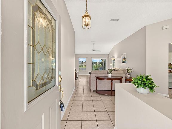 4th image of 1719 CARRERA DRIVE