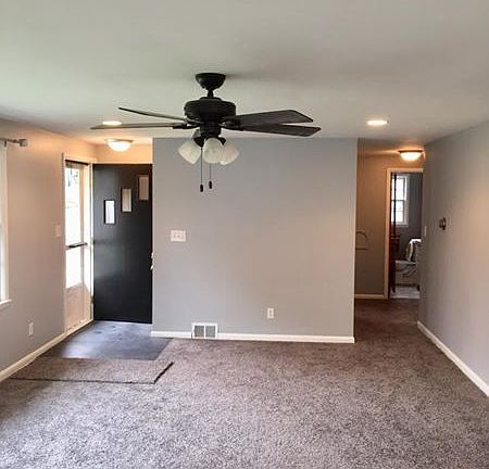 5th image of 36 Klinger Ave