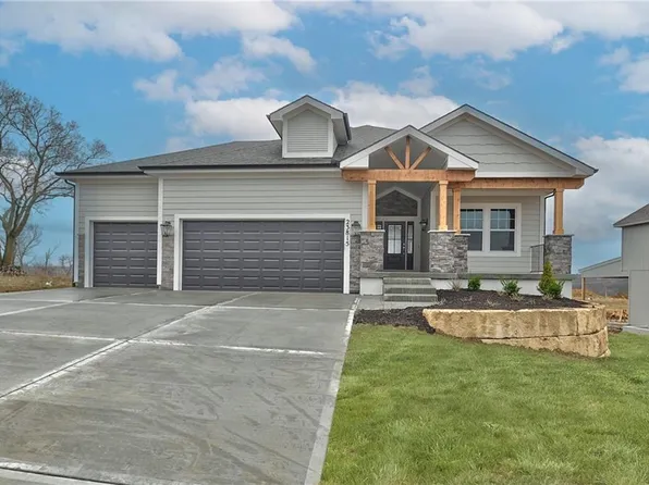 23911 Clear Creek Pkwy, Shawnee, KS 66226