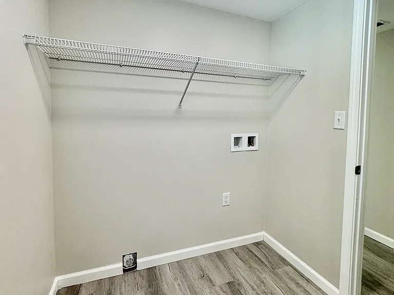 1070 Hightop Rd — Photo 23