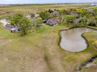 358 N West Rd, Wellington, KS 67152